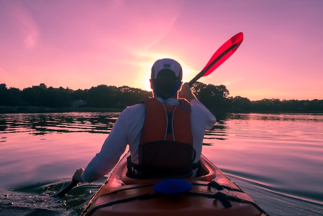 Êtes-vous prêt à embarquer pour une aventure inoubliable en canoë ?