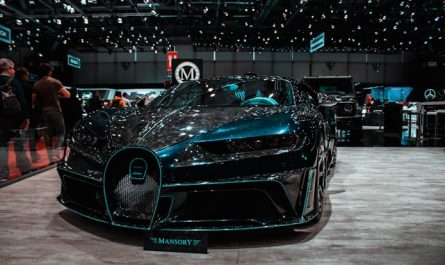 concessionnaire automobile