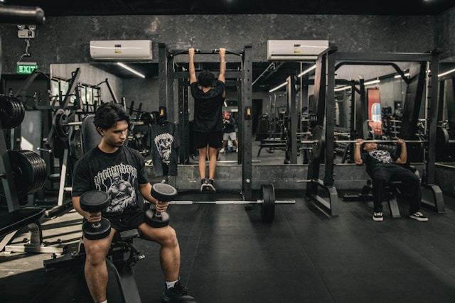 Musculation chez les adolescents : développer sa force en respectant son corps