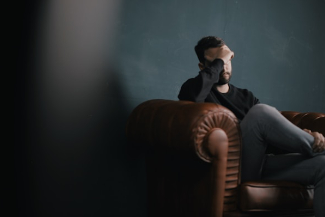 Santé mentale et réseaux sociaux : conseils pour préserver son équilibre numérique