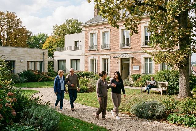 Centre post-cure psychiatrique à Reims : réinsertion et bien-être.