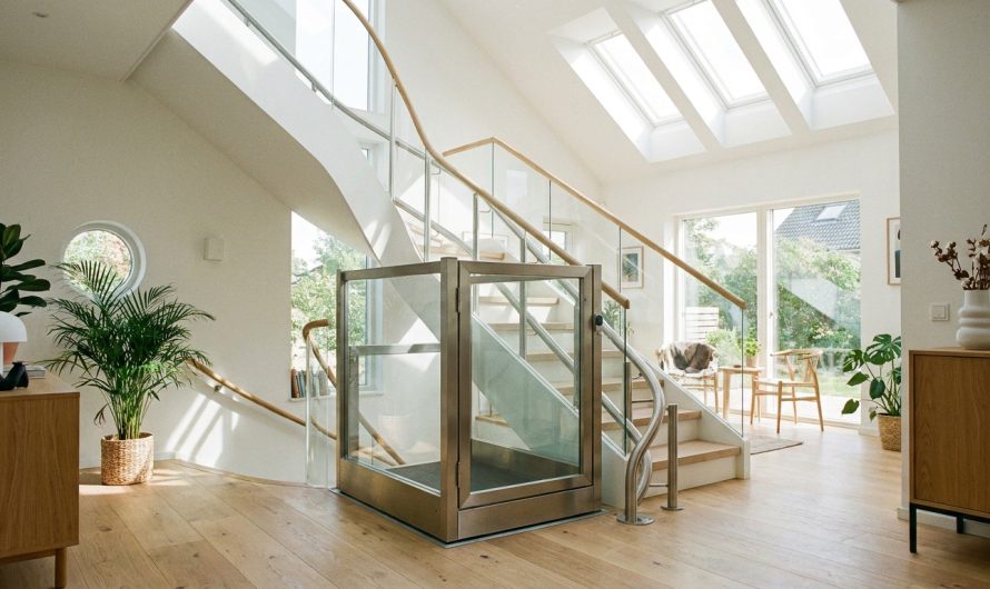 Comment bien choisir et installer un monte-escalier chez soi ?